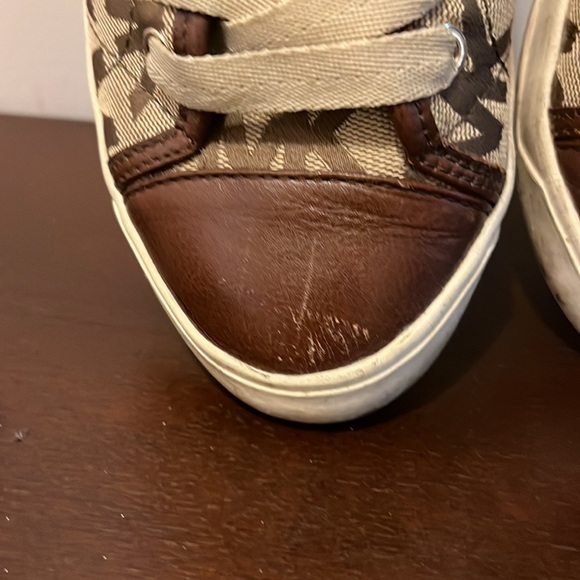 Micheal Kors tennyshoes - Picture 4 of 6